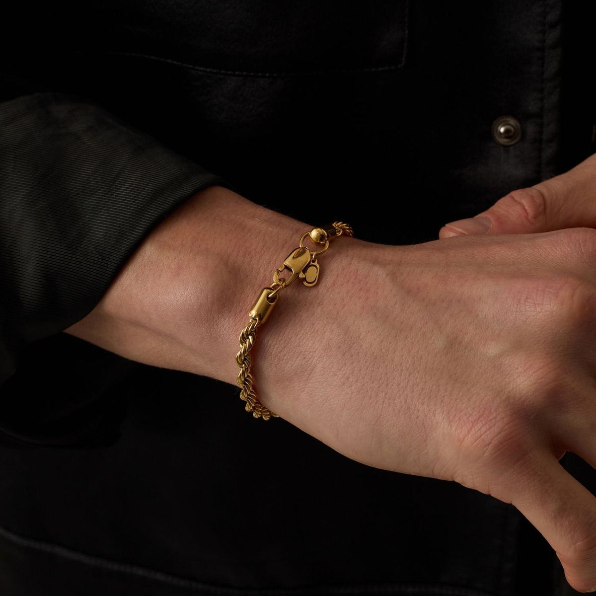Pulsera de Cuerda (Oro) 5mm