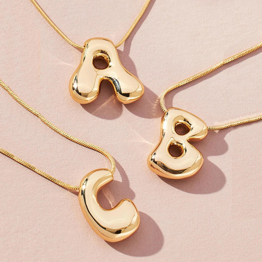 Collar de Acero Inoxidable con Inicial para Mujer – Colgante de Letra Estilo Bubble