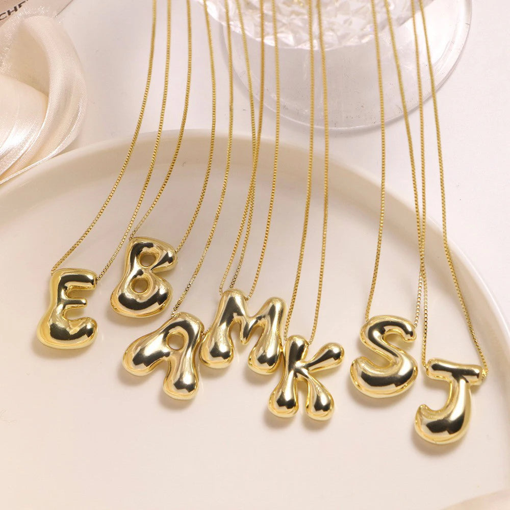 Collar de Acero Inoxidable con Inicial para Mujer – Colgante de Letra Estilo Bubble